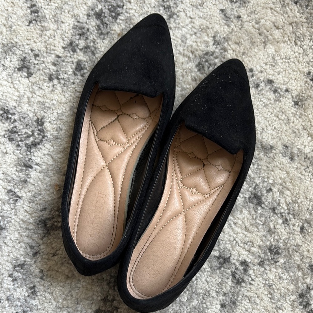Black Women's Flats